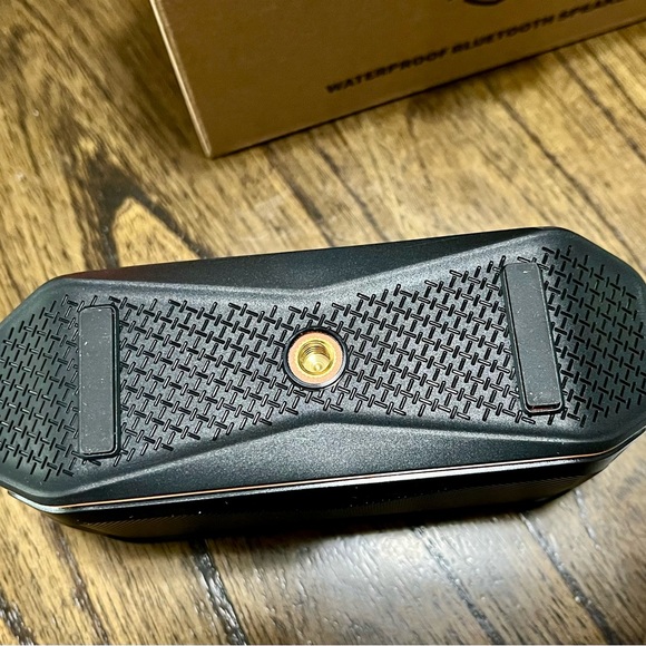 HD Bluetooth Speaker - Picture 5 of 8